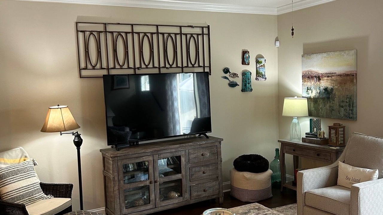 Photo of Livingroom in Epworth Acres