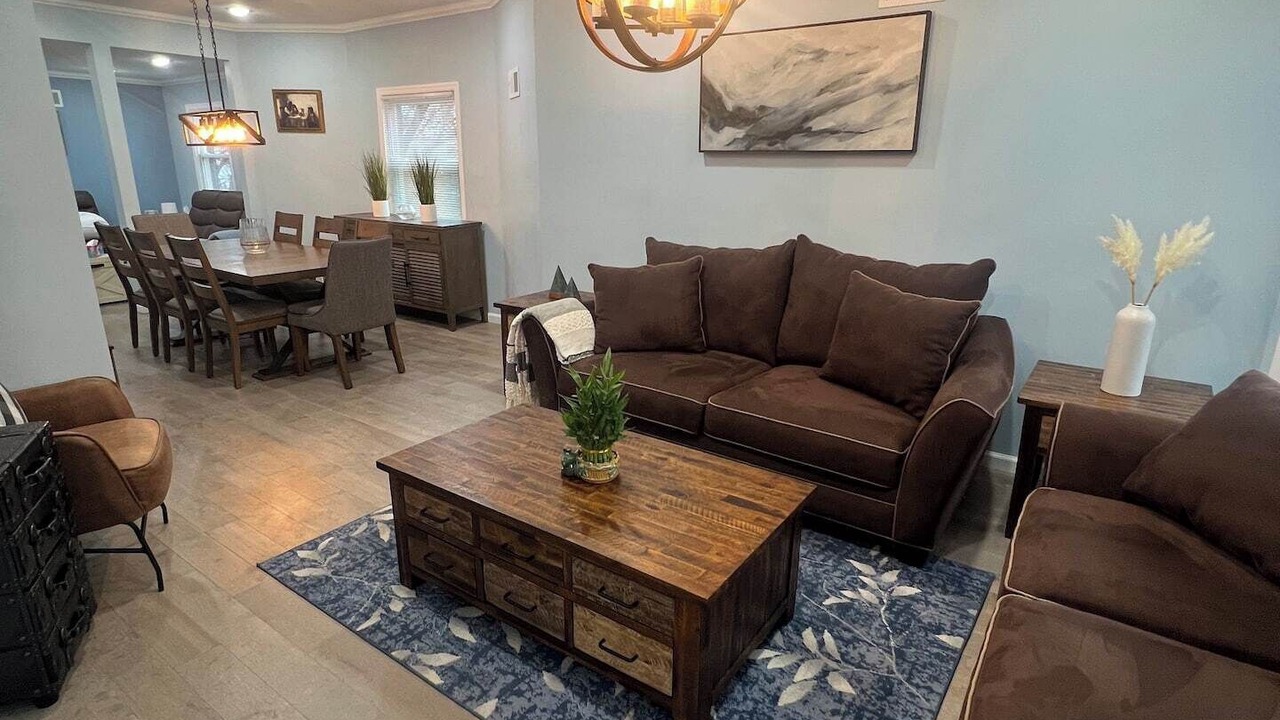 Photo of Livingroom in Belleville