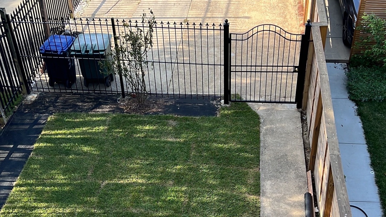 Photo of Others in Bloomingdale