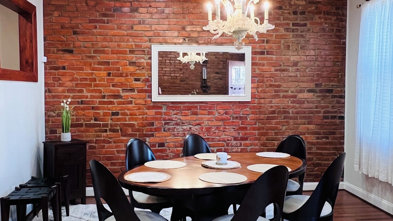 Photo of Bedroom in Bloomingdale