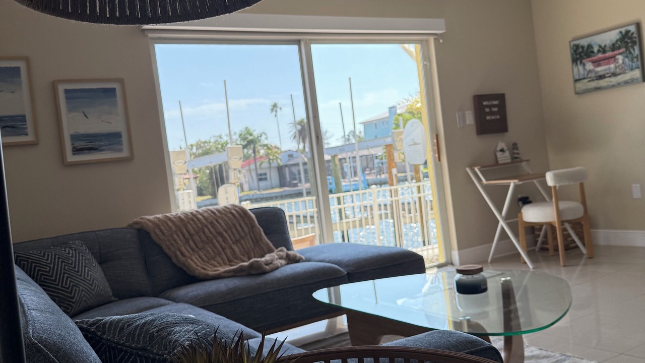 Photo of Livingroom in Belle Vista