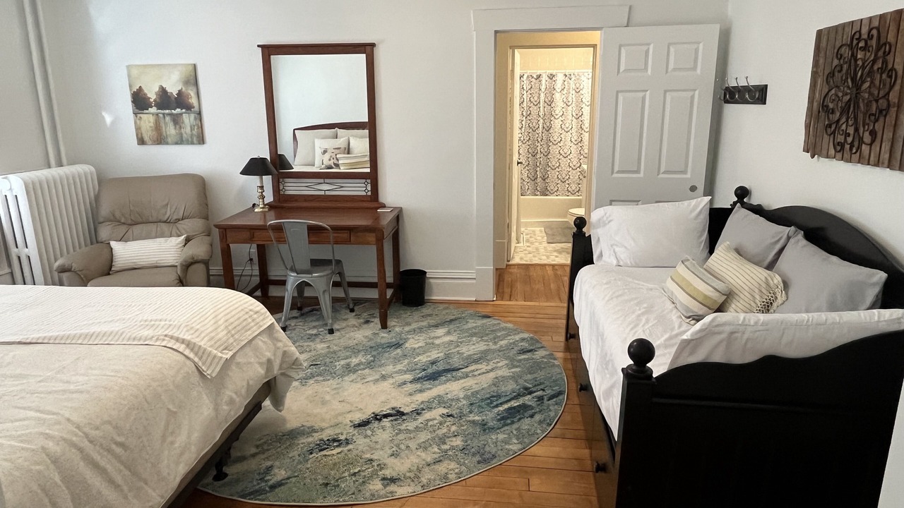 Photo of Bedroom in Des Moines