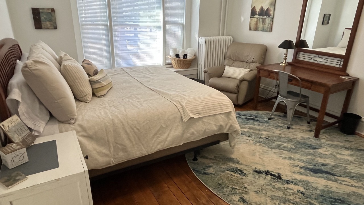 Photo of Bedroom in Des Moines