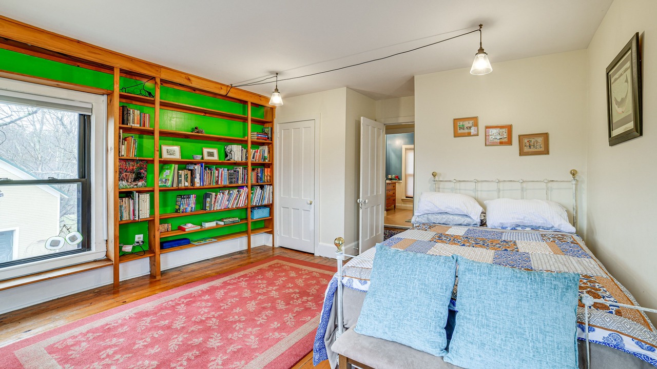 Photo of Bedroom in Fly Creek