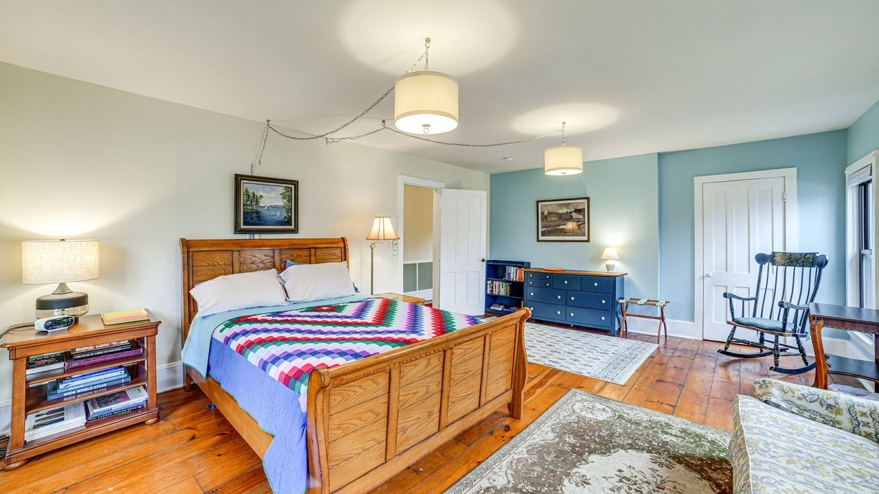 Photo of Bedroom in Fly Creek