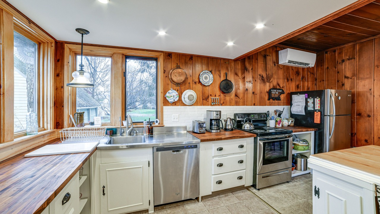 Photo of Others in Fly Creek