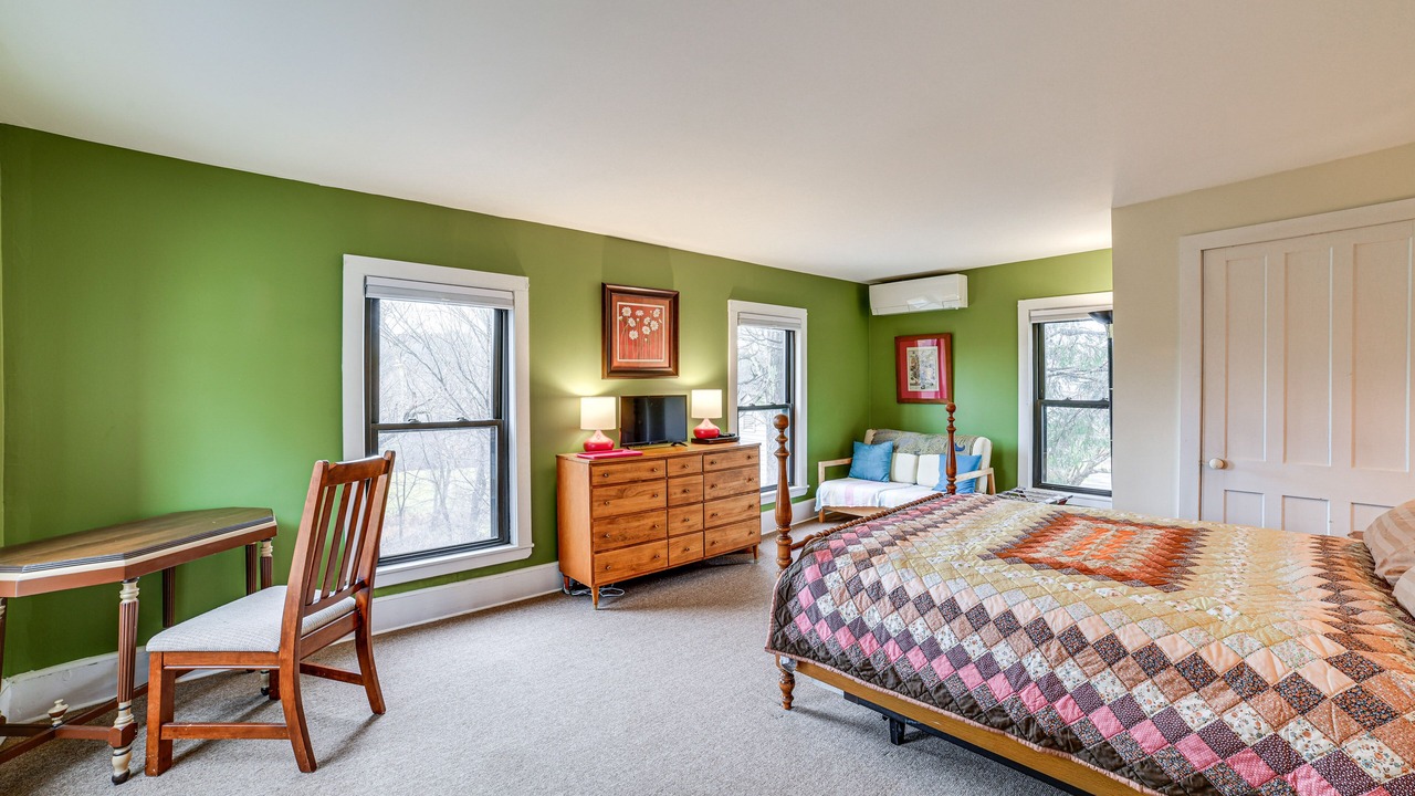 Photo of Bedroom in Fly Creek