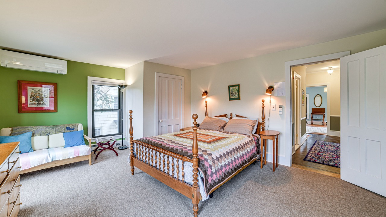 Photo of Bedroom in Fly Creek