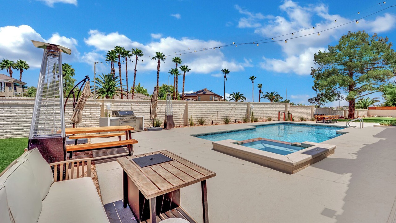 Photo of Outdoor in Canyon Gate
