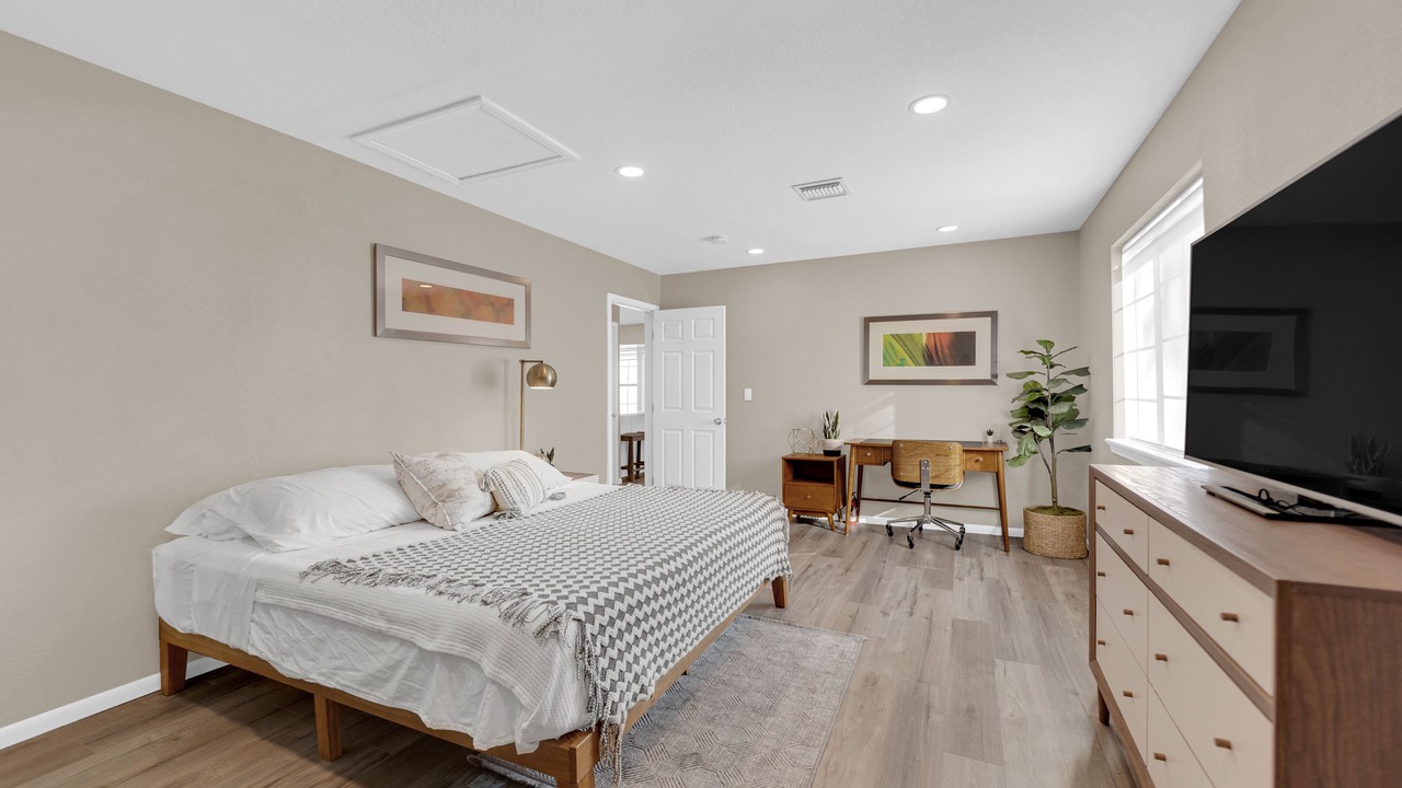 Photo of Bedroom in Canyon Gate