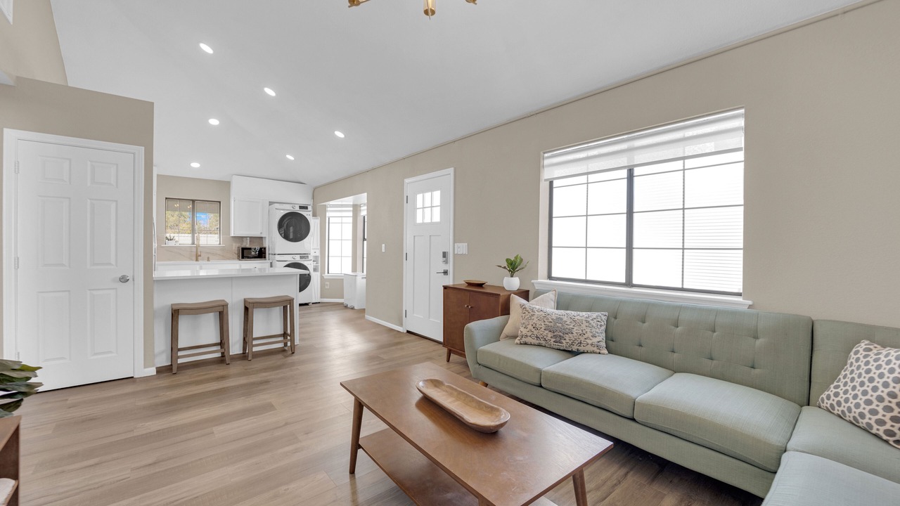 Photo of Livingroom in Canyon Gate