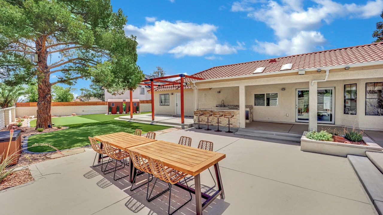 Photo of Outdoor in Canyon Gate
