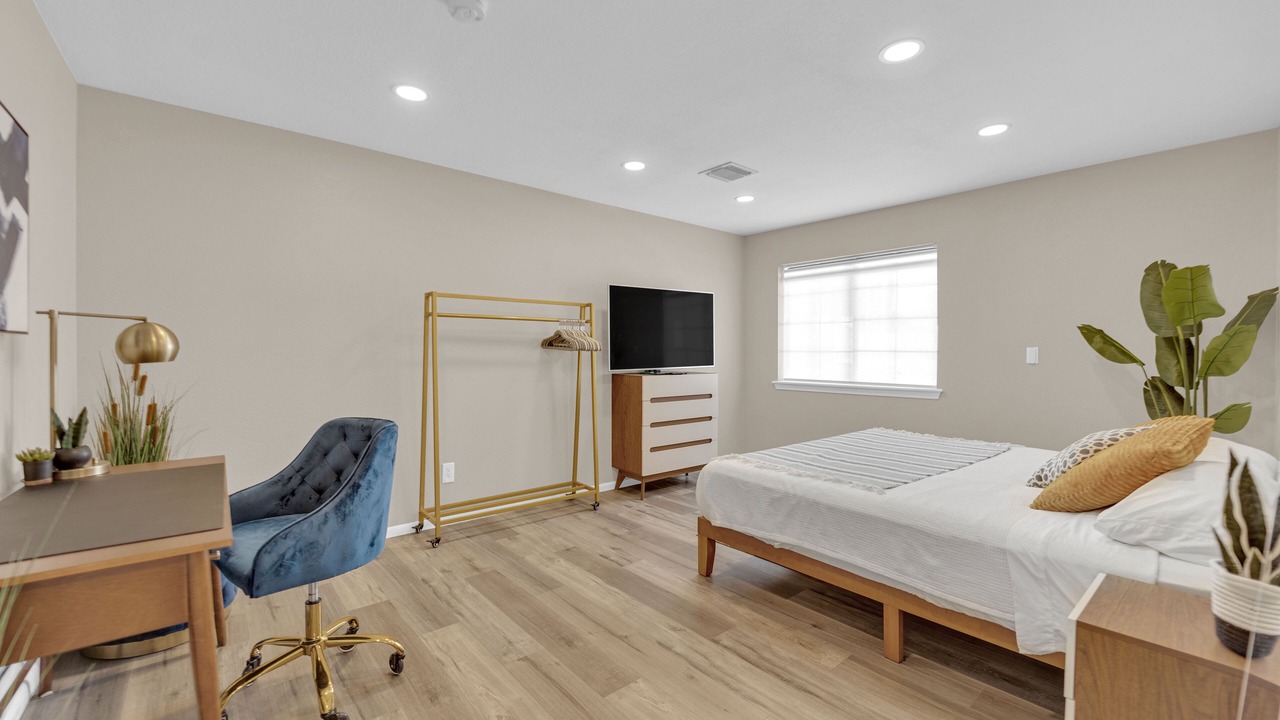 Photo of Bedroom in Canyon Gate