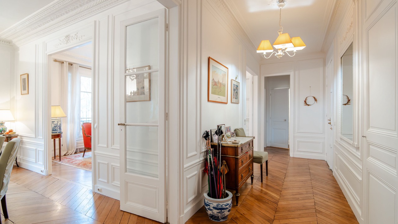 Photo of Others in Quartier de l'Ecole-Militaire