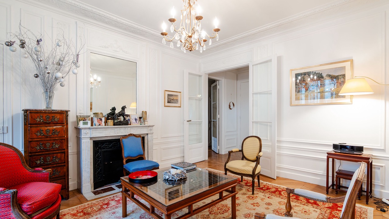 Photo of Livingroom in Quartier de l'Ecole-Militaire
