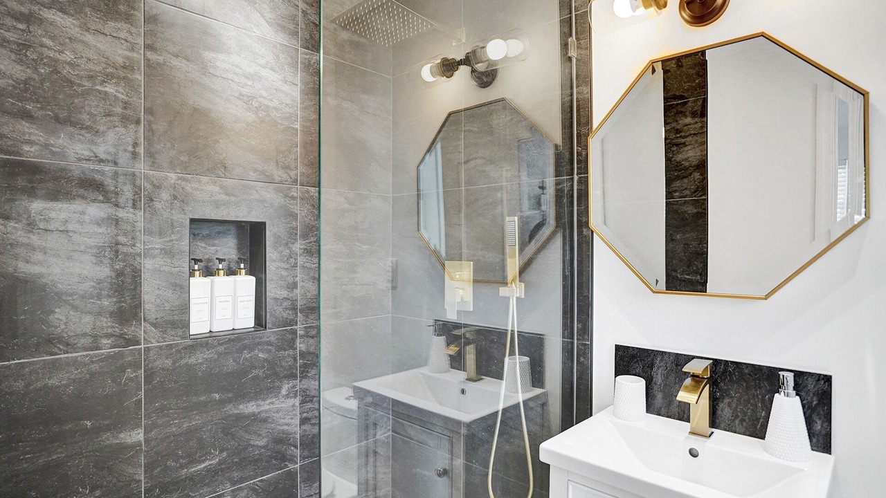 Photo of Bathroom in Lake Ida Shores