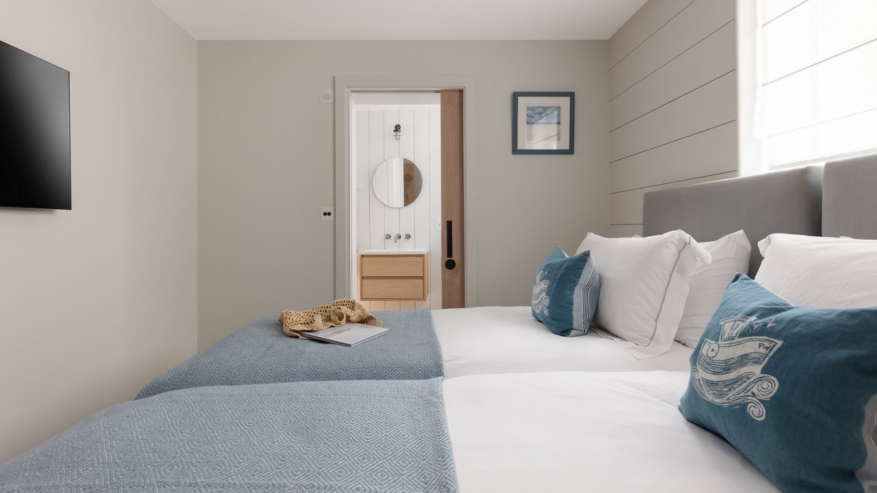 Photo of Bedroom in Rock