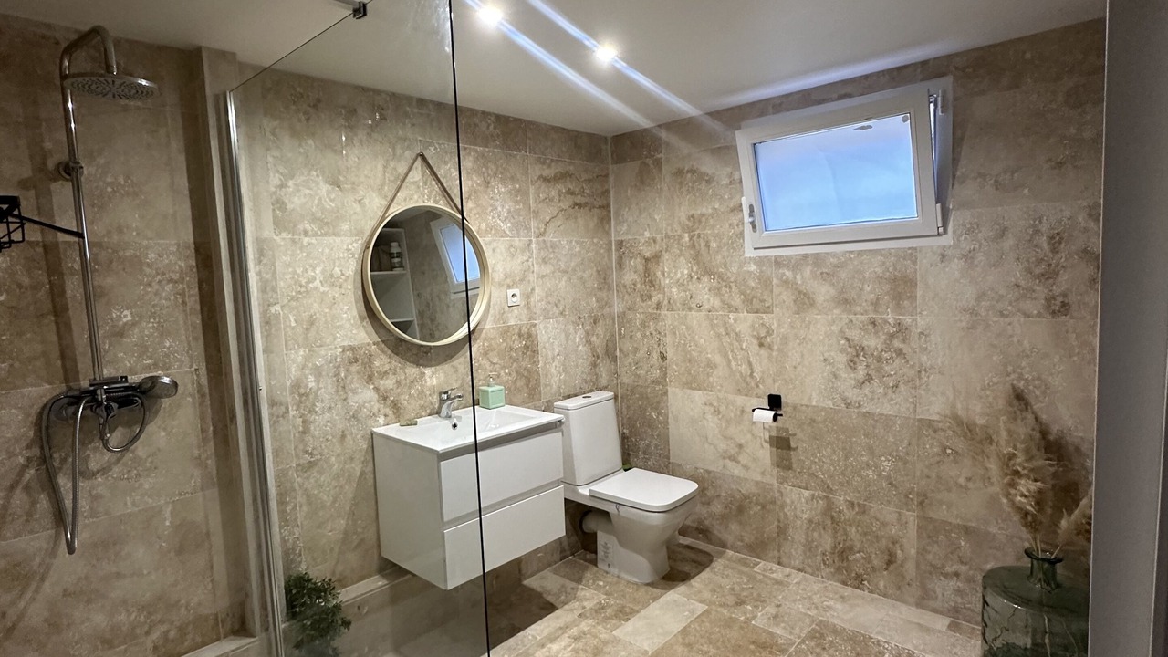 Photo of Bathroom in Saint-Maurice-l'Exil