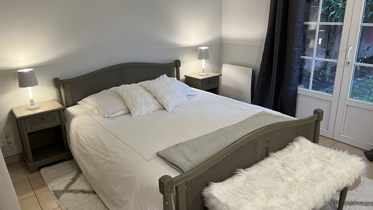 Photo of Bedroom in Le Vesinet