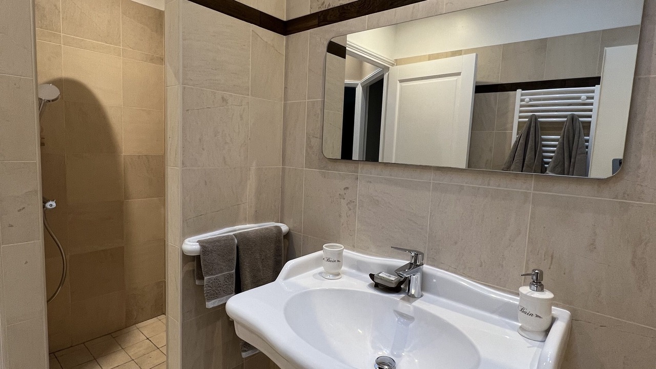 Photo of Bathroom in Le Vesinet