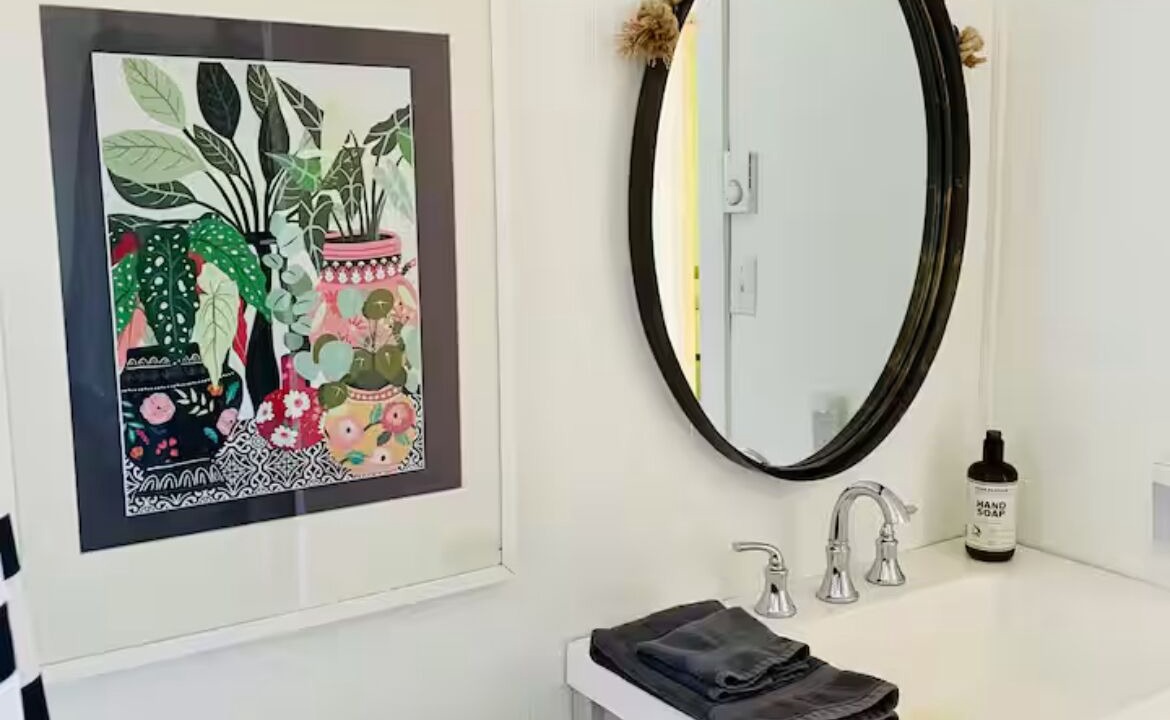 Photo of Bathroom in Wymbolwood Beach