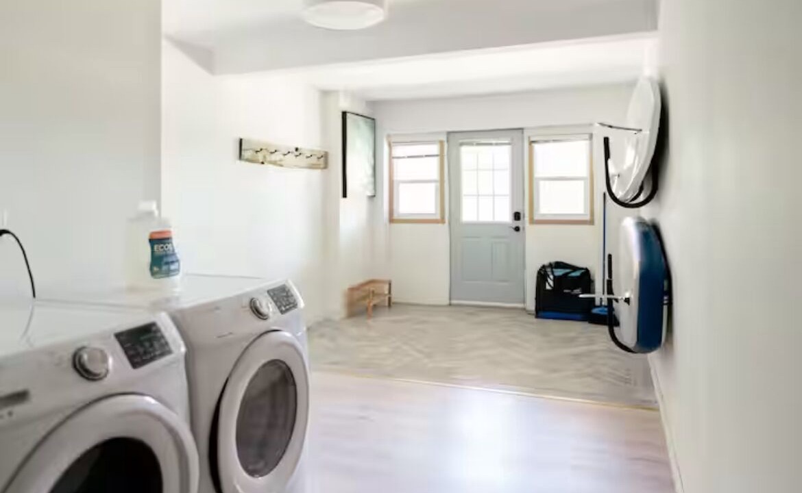 Photo of Others in Wymbolwood Beach