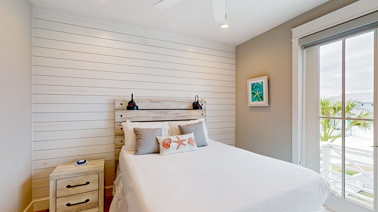 Photo of Bedroom in Rockport