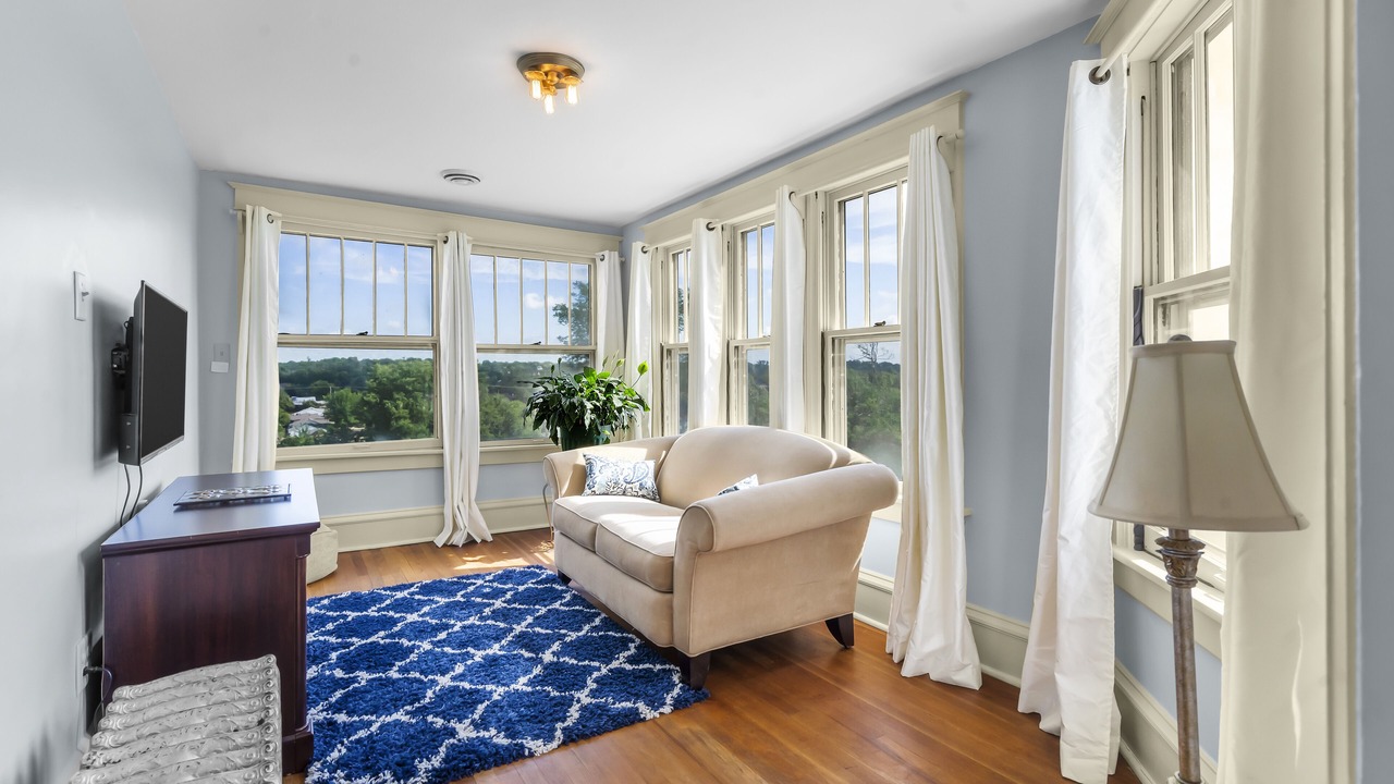 Photo of Livingroom in Cedar Rapids