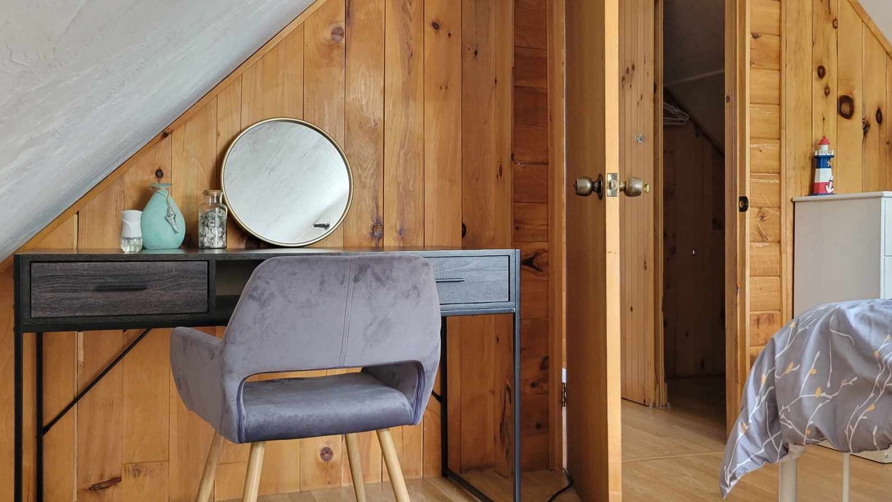 Photo of Bedroom in Pointe-du-Chene