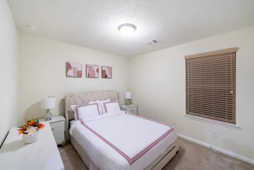 Photo of Bedroom in Atascocita