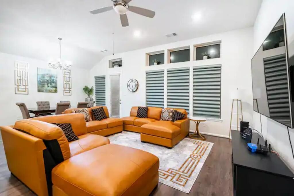Photo of Livingroom in Atascocita