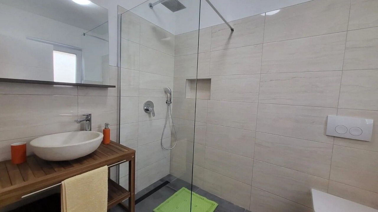 Photo of Bathroom in Gabonjin