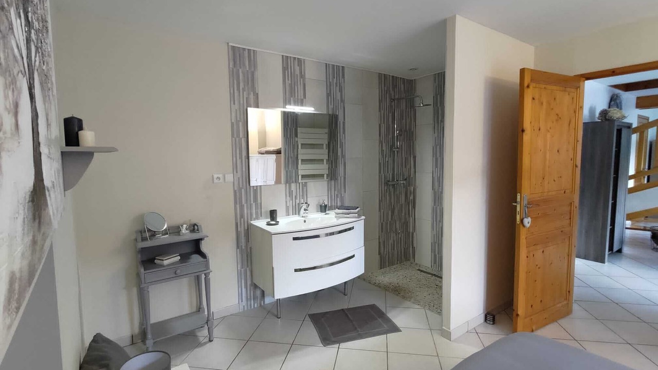 Photo of Bedroom in Villard-Saint-Sauveur