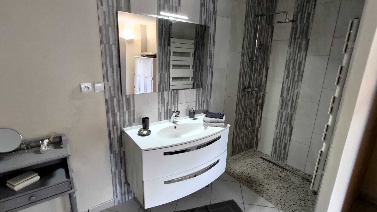 Photo of Bathroom in Villard-Saint-Sauveur