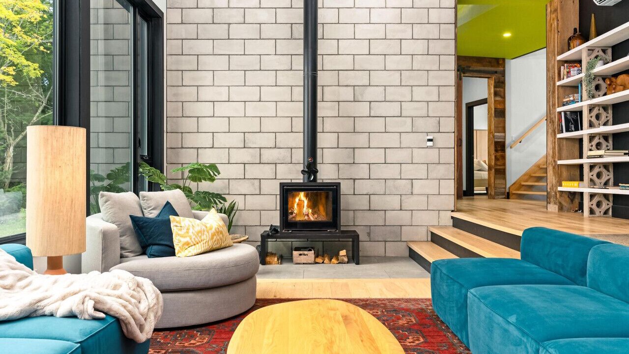 Photo of Livingroom in Bracebridge