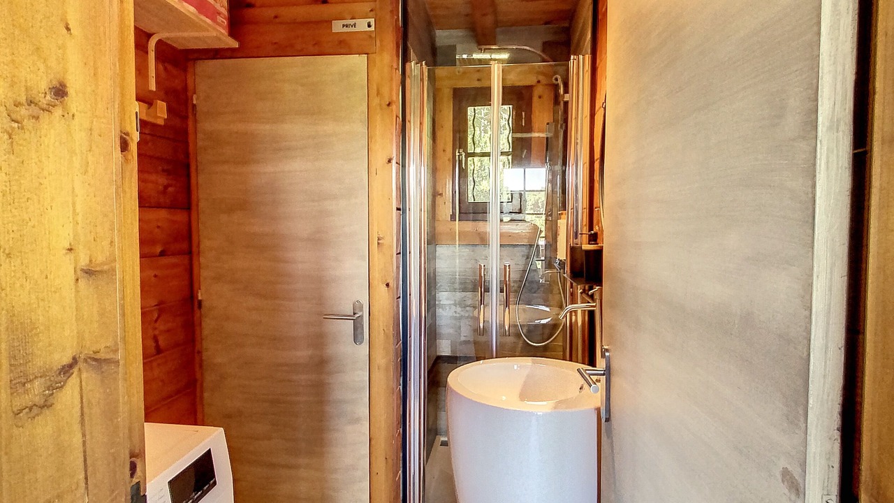 Photo of Bathroom in Bruniquel