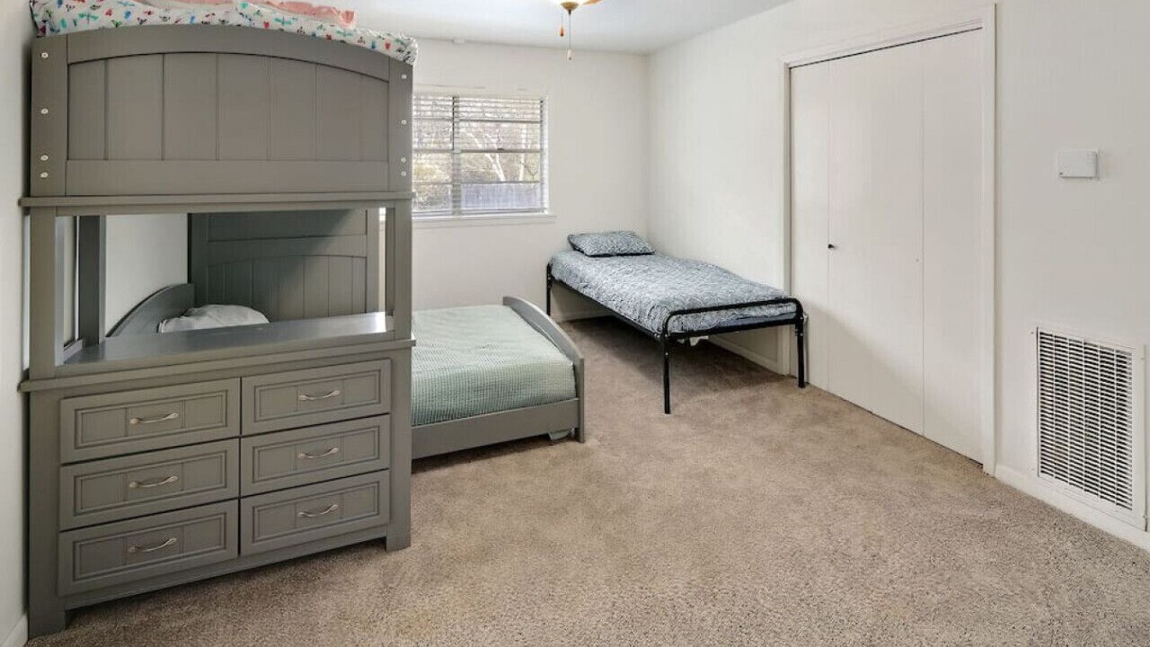 Photo of Bedroom in The Knoll