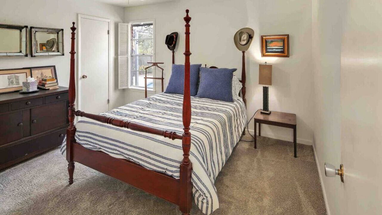 Photo of Bedroom in The Knoll