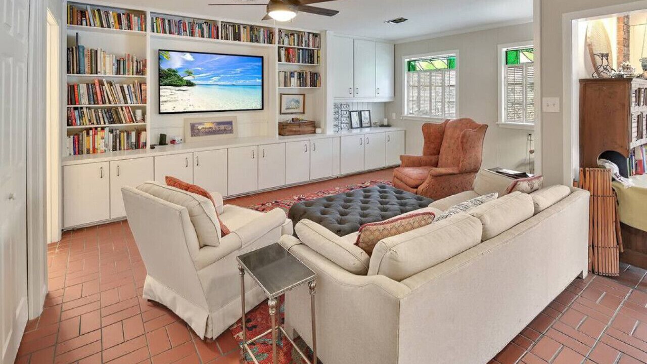 Photo of Livingroom in The Knoll