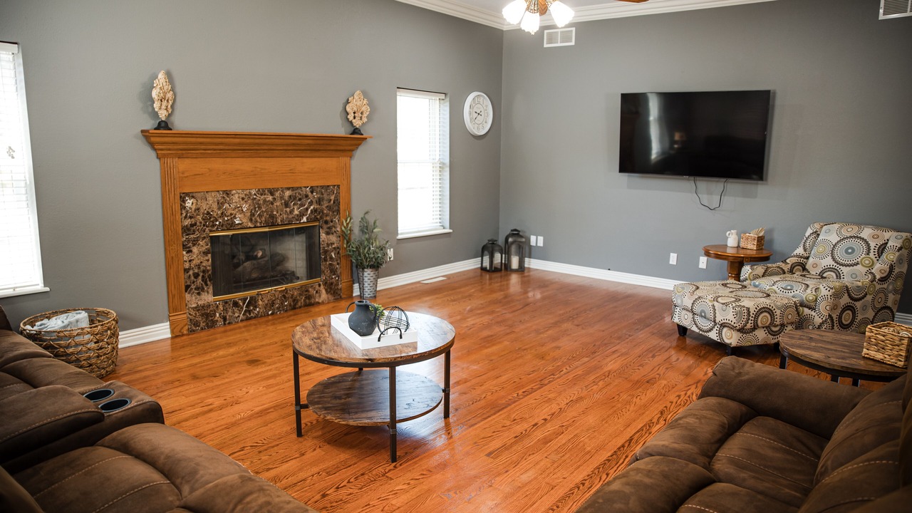 Photo of Livingroom in Duquesne