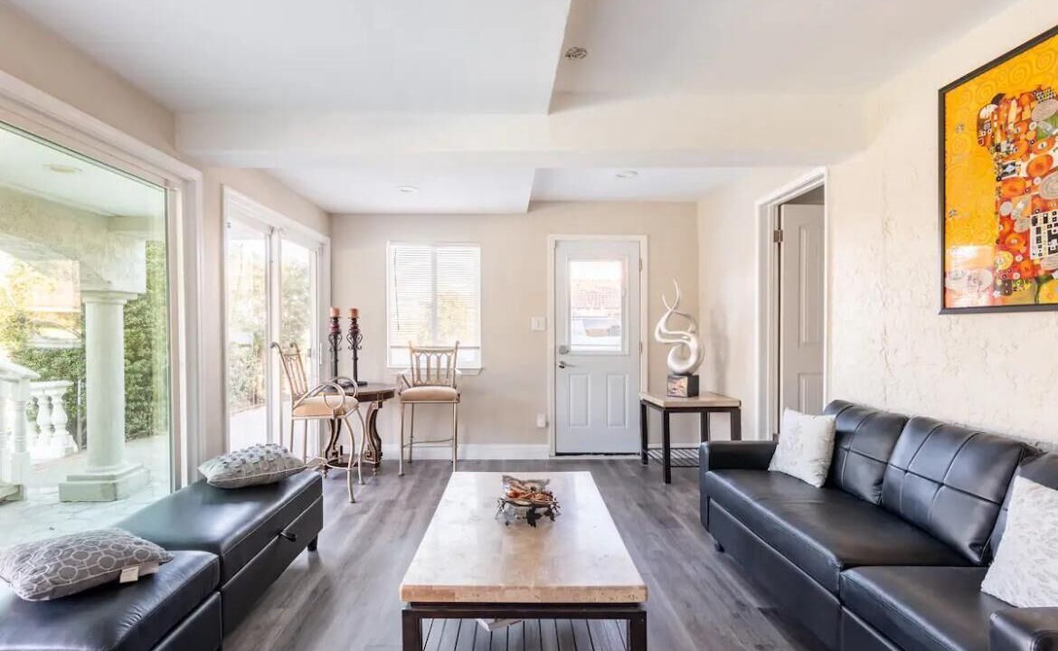 Photo of Livingroom in Hillsborough