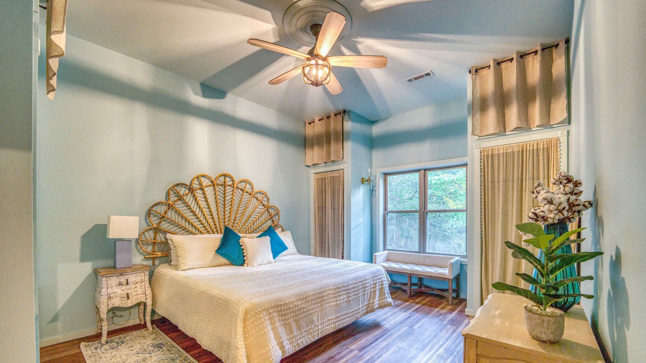Photo of Bedroom in Marble Falls