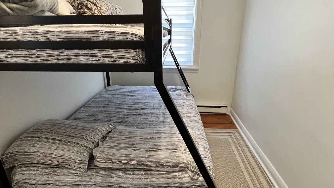 Photo of Bedroom in Adolphustown
