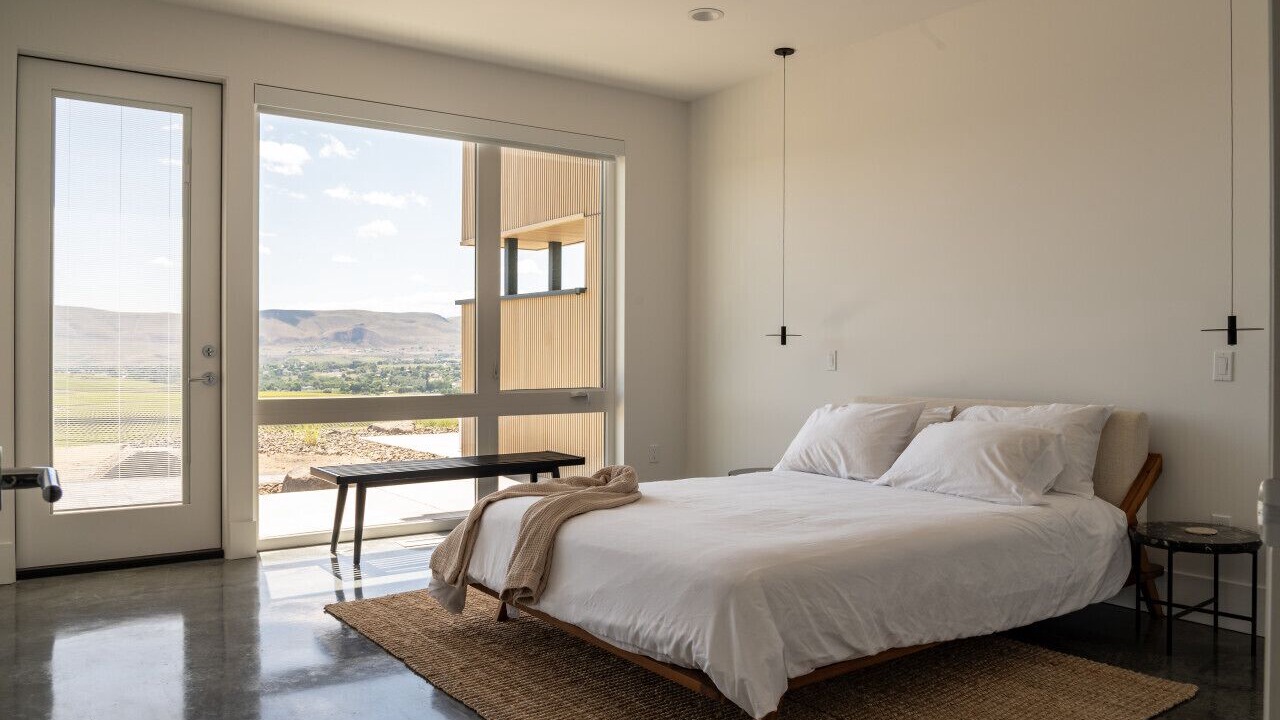 Photo of Bedroom in Benton City