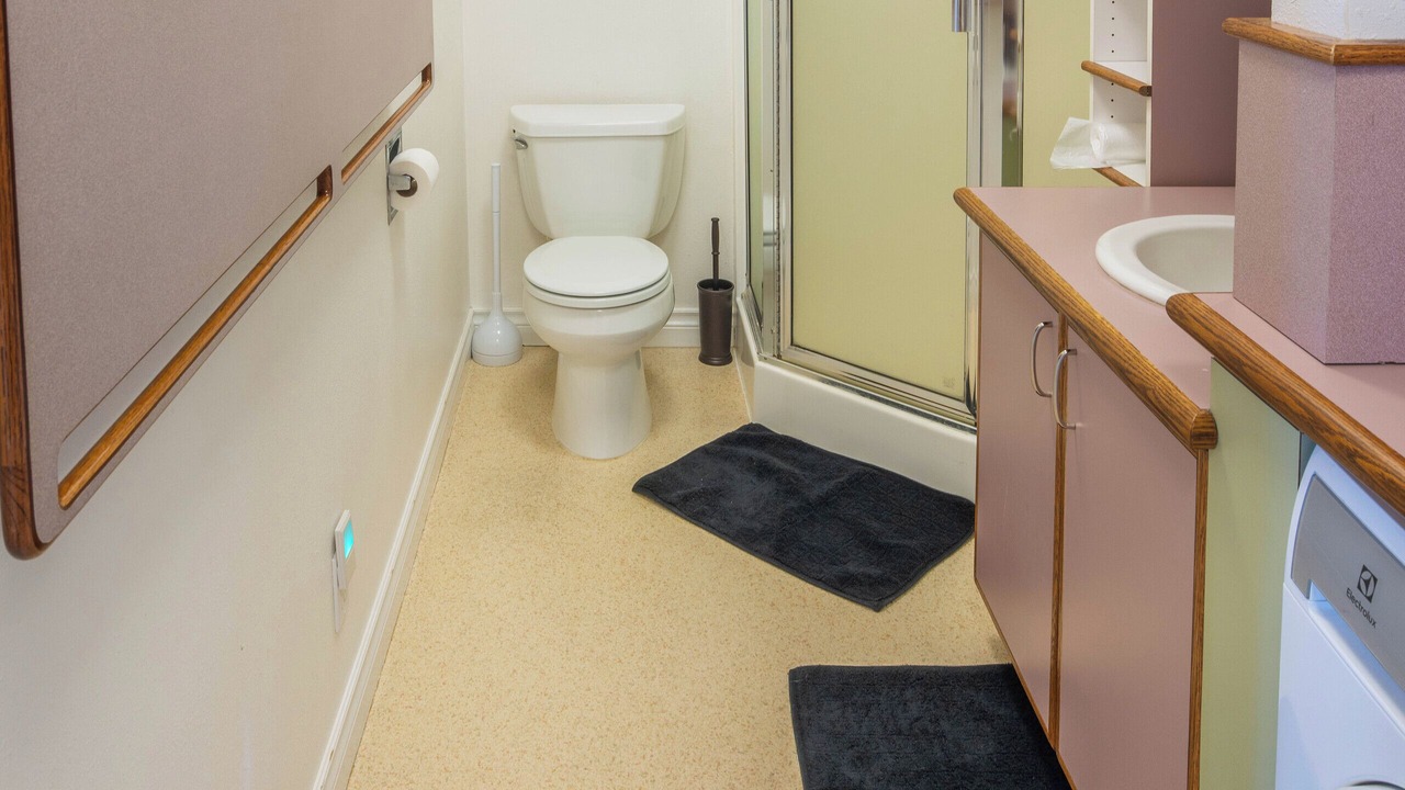 Photo of Bathroom in Soldotna