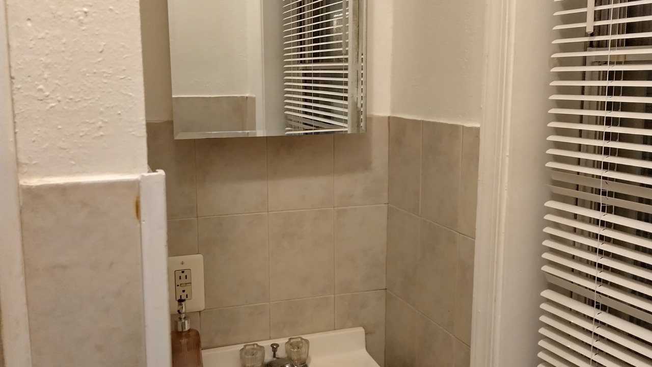 Photo of Bathroom in Market East
