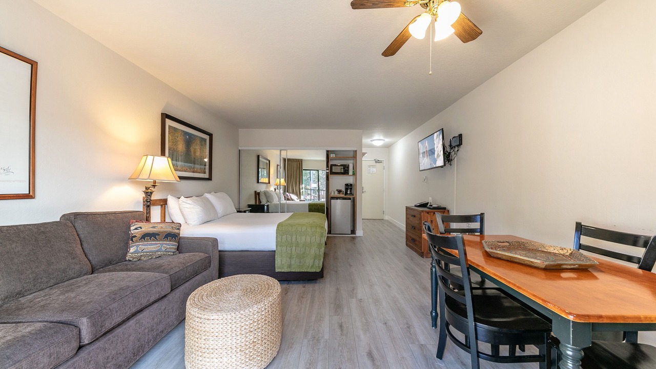 Photo of Livingroom in Truckee
