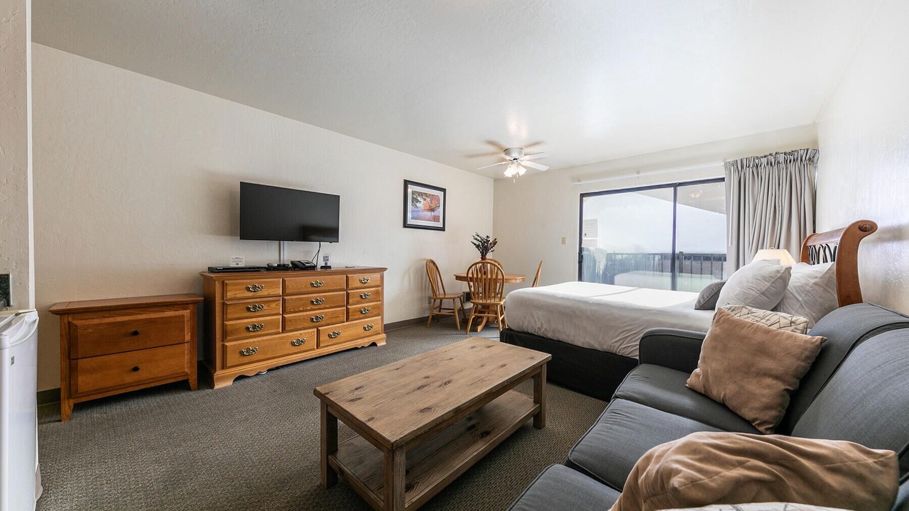 Photo of Livingroom in Truckee