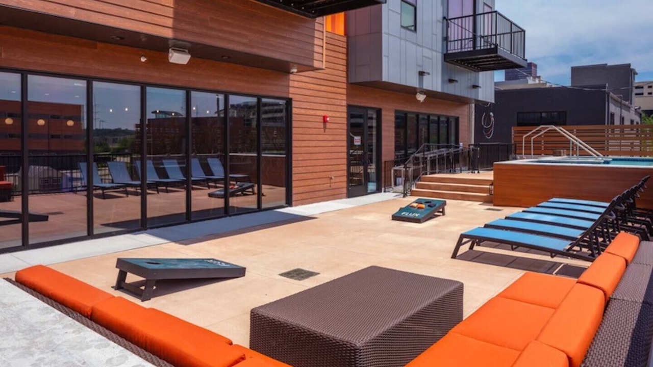 Photo of Others in Downtown Des Moines