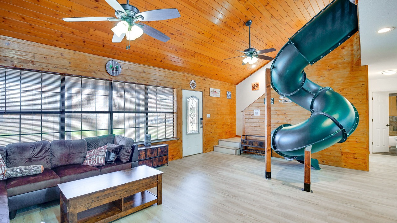Photo of Livingroom in Yantis